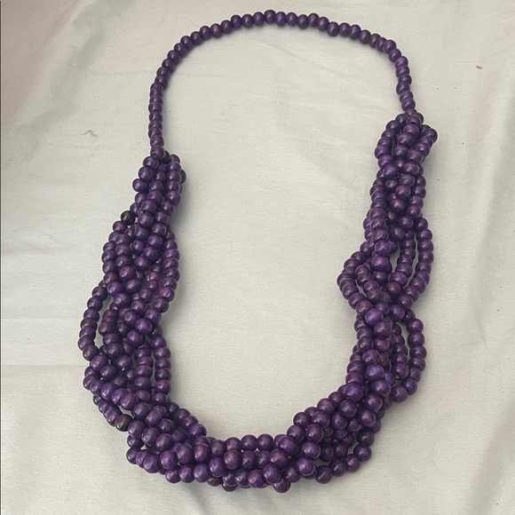 Chic Purple Wood Bead Necklace - Picture 2 of 2